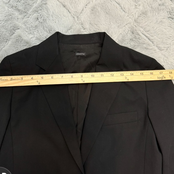 Joseph Paris Black Tailored Blazer Wool Blend Italy Minimalist Size 38 US 6 - Picture 8 of 14